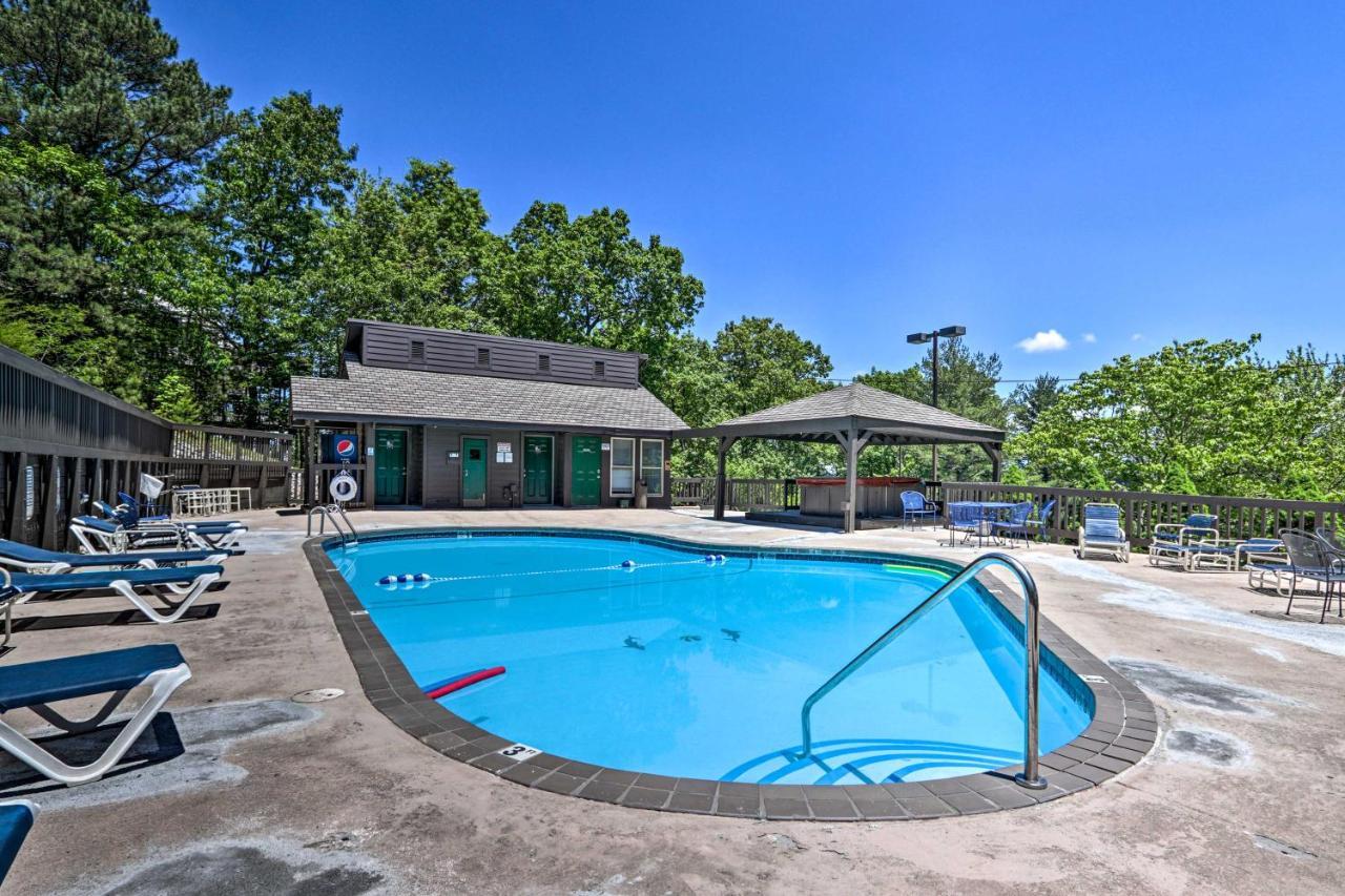 Condo With Pool And Grill Access About 4 Mi To Gatlinburg! Exterior foto